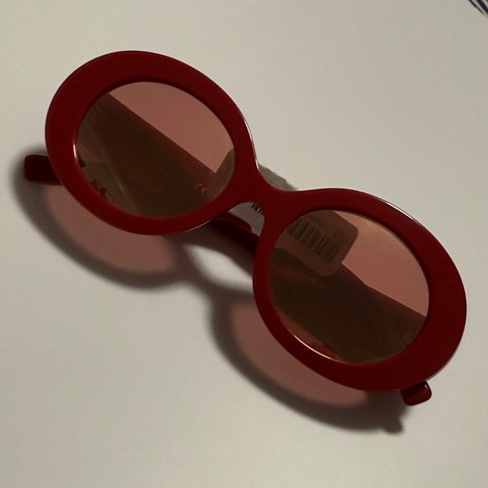 DOLCE & GABBANA Red Oval Sunglasses - Picture 1 of 9